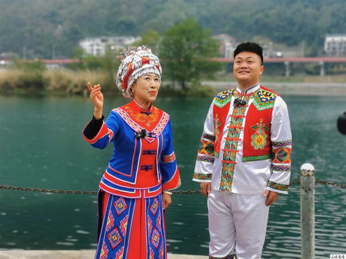 李德翠：她把长阳山歌唱响八方